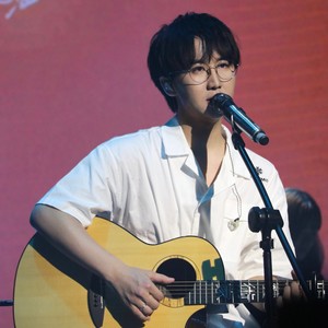 默认封面图片描述