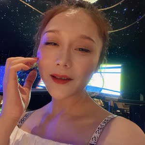 默认封面图片描述