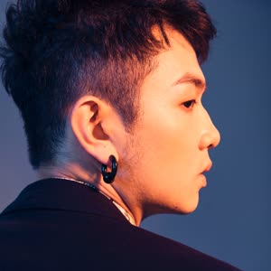 默认封面图片描述