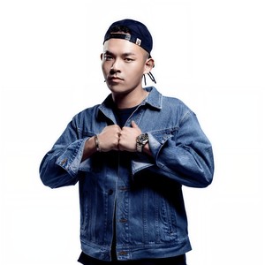 默认封面图片描述