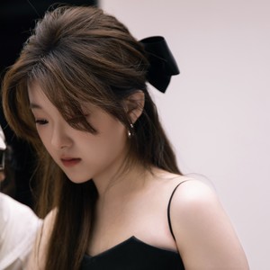 默认封面图片描述