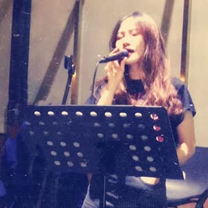 默认封面图片描述